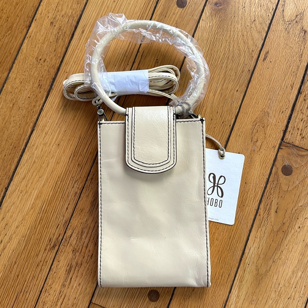 Hobo Sable Ring Wristlet Crossbody Bag